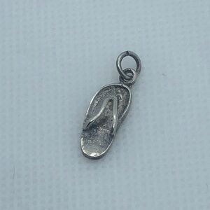 VINTAGE Sterling Silver Flip Flop Sandal Slipper Thong Charm Bracelet Charm .7”